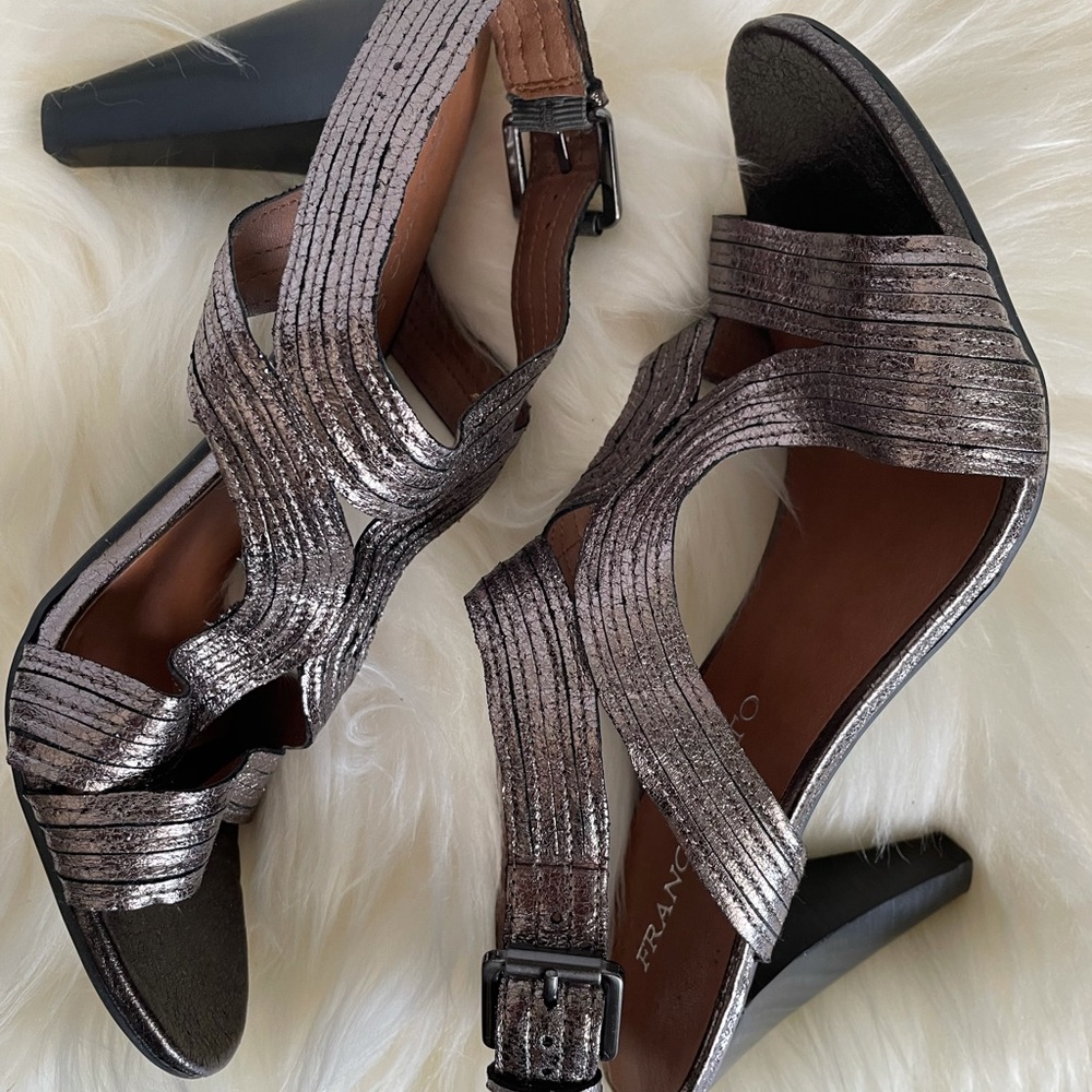 Women’s metallic high heel sandal